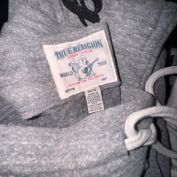 Women’s True Religion stylish sweatpants with black crystals says true religion - Picture 3 of 3